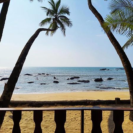Sea Front Cottages Little Khola Cola Exteriér fotografie